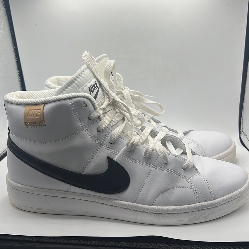 Nike royale 2 white onyx